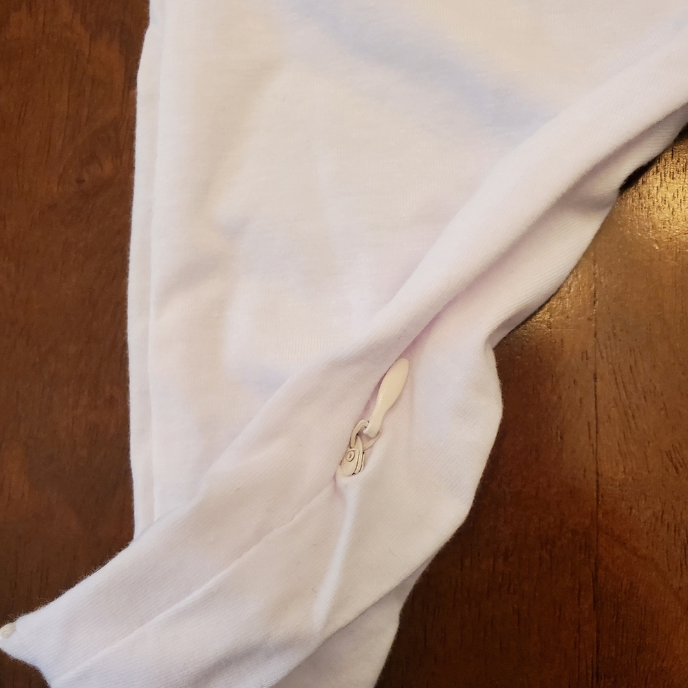 Onesie - Picture 3 of 6